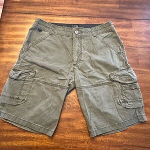 Men's Olive Cargo Shorts